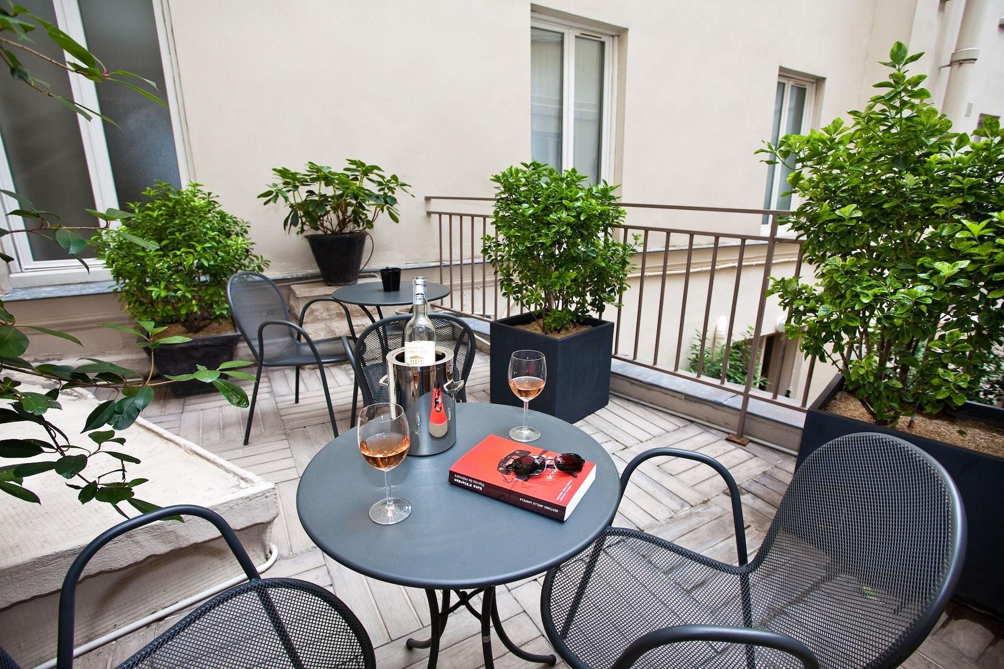 Hotel Du Printemps Париж Экстерьер фото